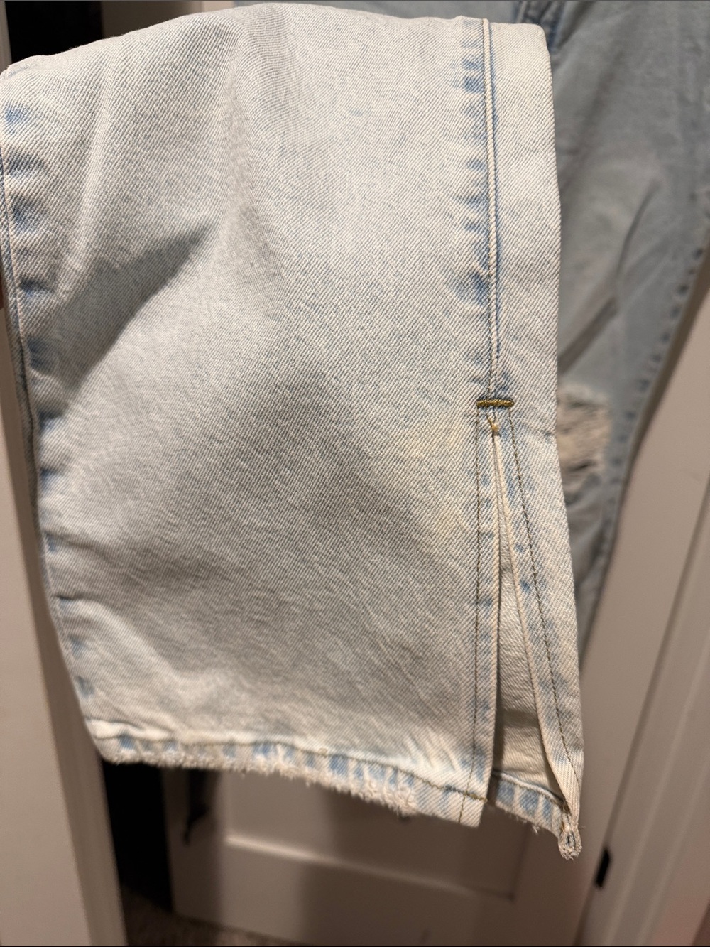 Good American Light Wash Distressed Women's Jeans - Picture 2 of 6